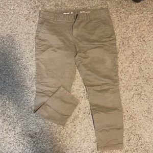 GAP Khakis Skinny Mini style